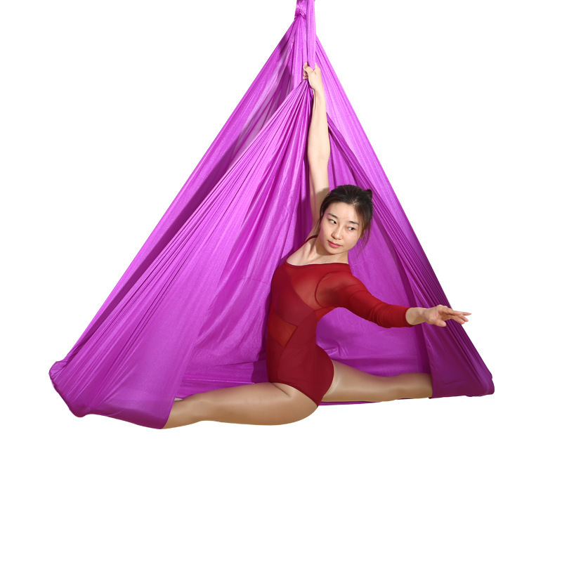 أرجوحة يوغا هوائية مضادة للجاذ - مراجعة Yoga Fitness Studio وسعره